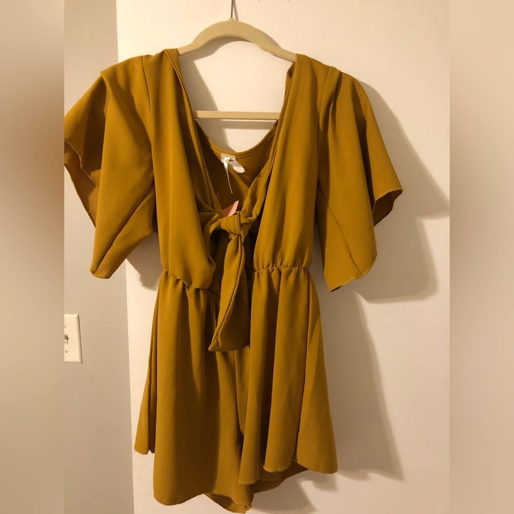 BNWT mustard romper LSU GAMEDAY